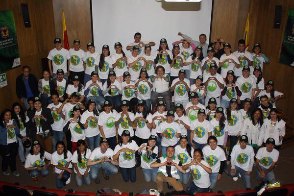 1OO personas conforman tropa voluntaria para la protección animal en Bogotá