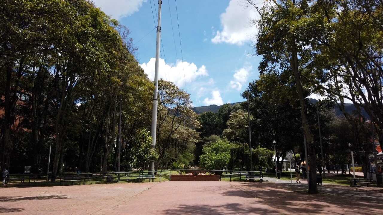 Cerros Orientales - El Virrey - Neuque es uno de los cinco conectores que hay en la ciudad, un lugar donde se puede observar gran variedad de biodiversidad