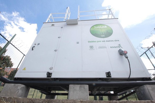 Identifica las 20 estaciones de monitoreo de calidad del aire en el Visor Geográfico