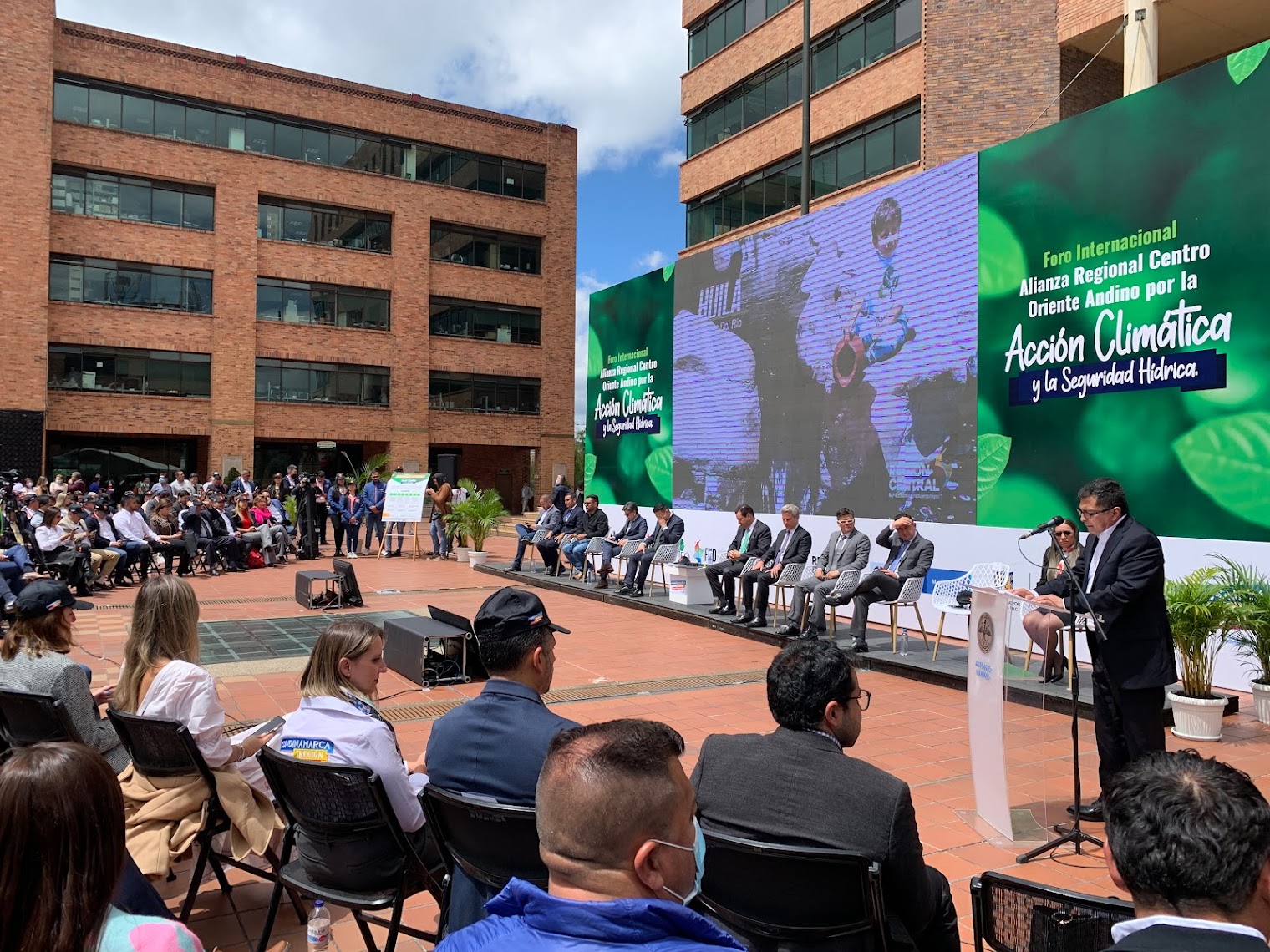 Bogotá y cinco departamentos firman alianza para garantizar la seguridad hídrica de la región